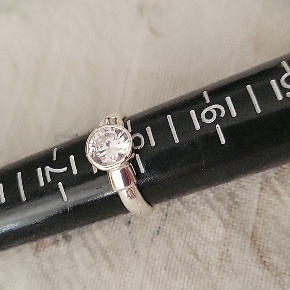 Pretty Ring - image 4